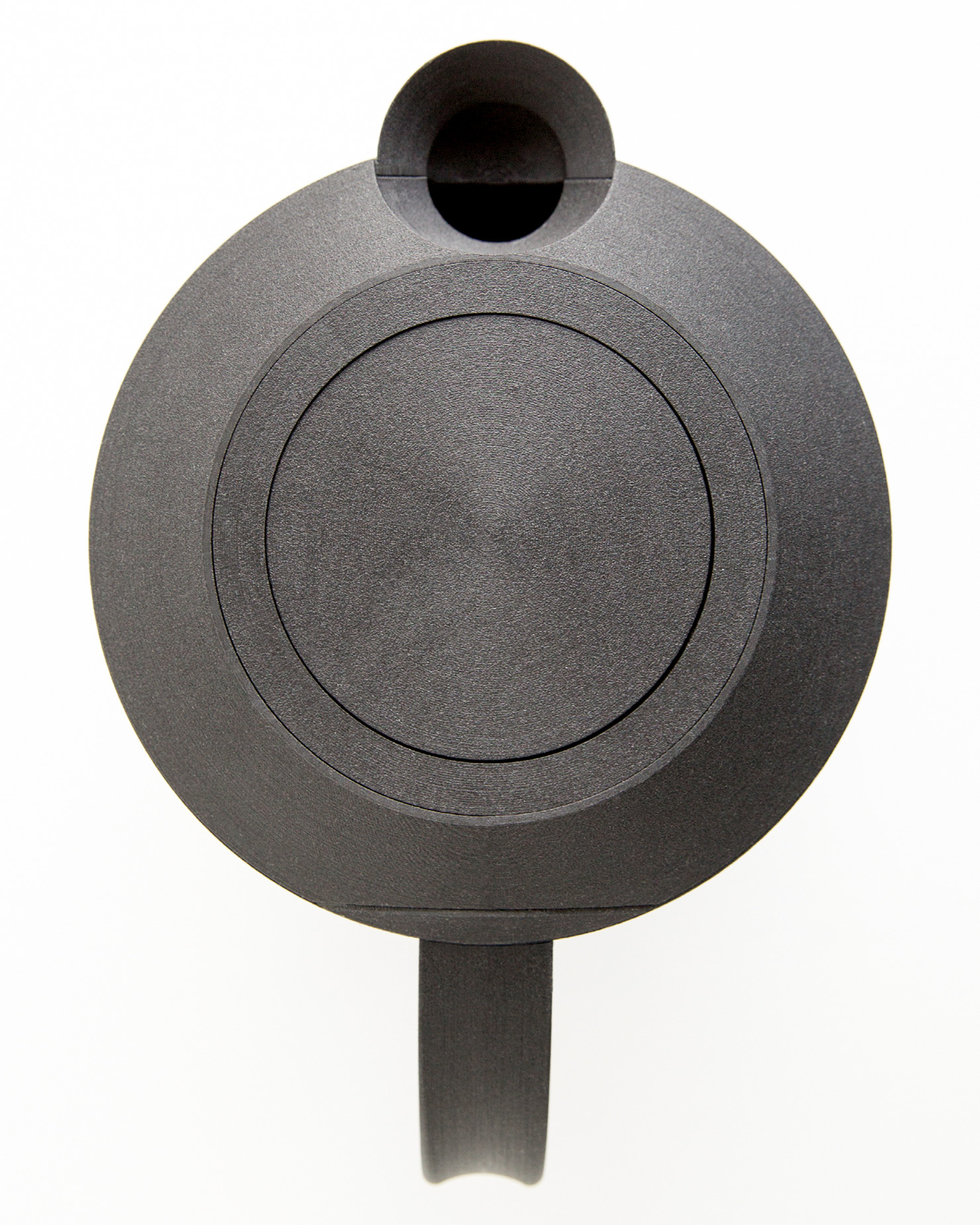 MOTUS electric kettle by Natascha Burk